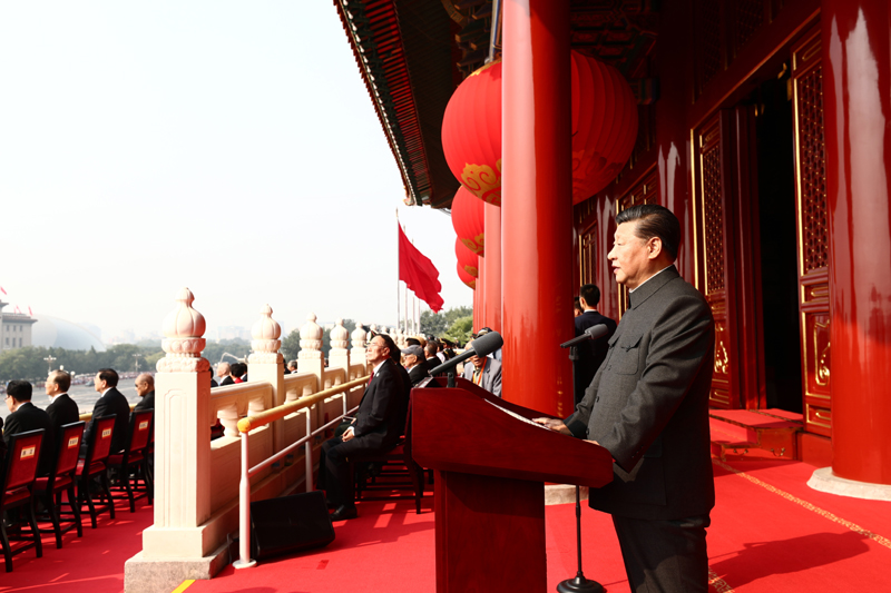 10月1日上午，慶祝中華人民共和國(guó)成立70周年大會(huì)在北京天安門(mén)廣場(chǎng)隆重舉行。中共中央總書(shū)記、國(guó)家主席、中央軍委主席習(xí)近平發(fā)表重要講話(huà)。